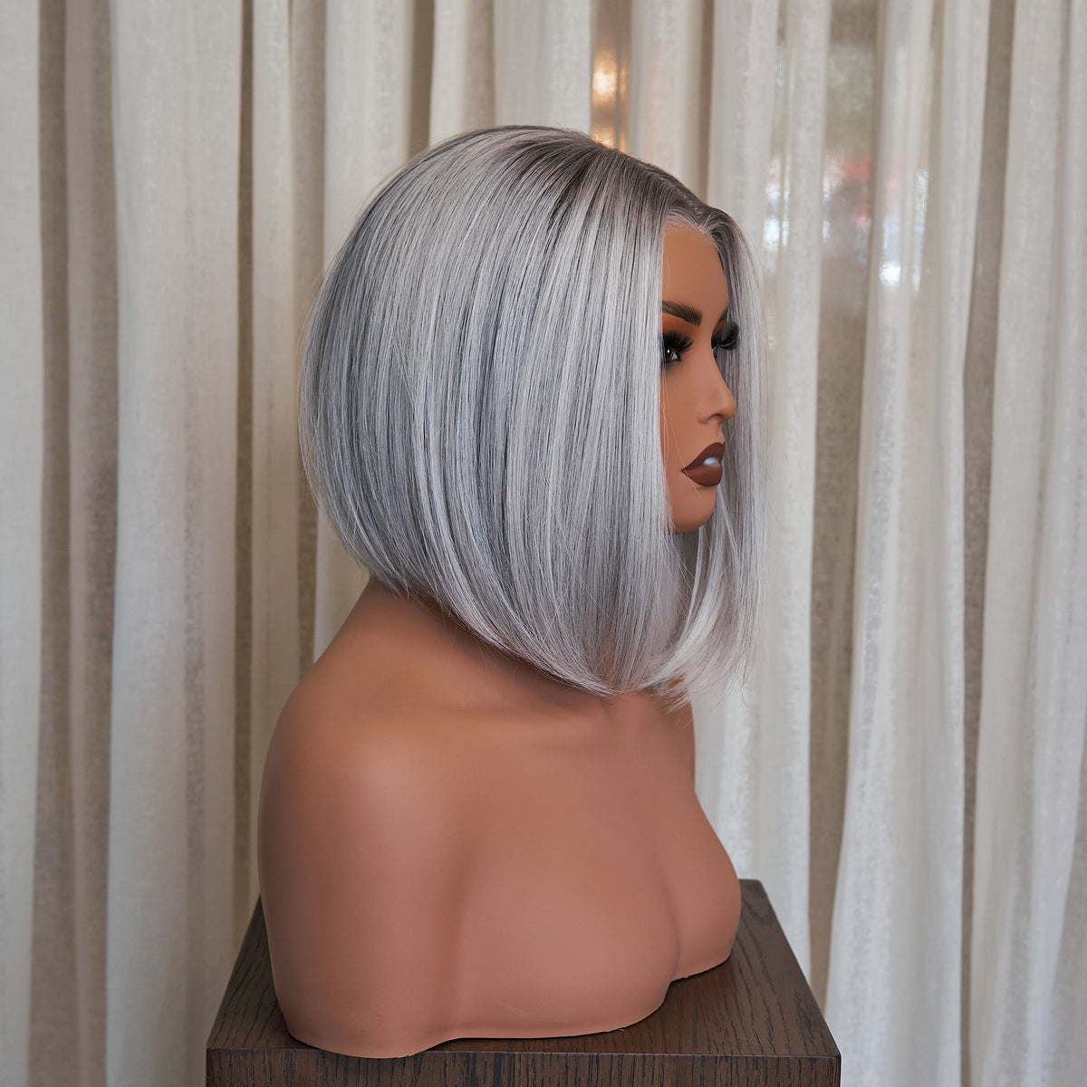 Genesis Hand Tied™ 10" Bob - Iced Silver