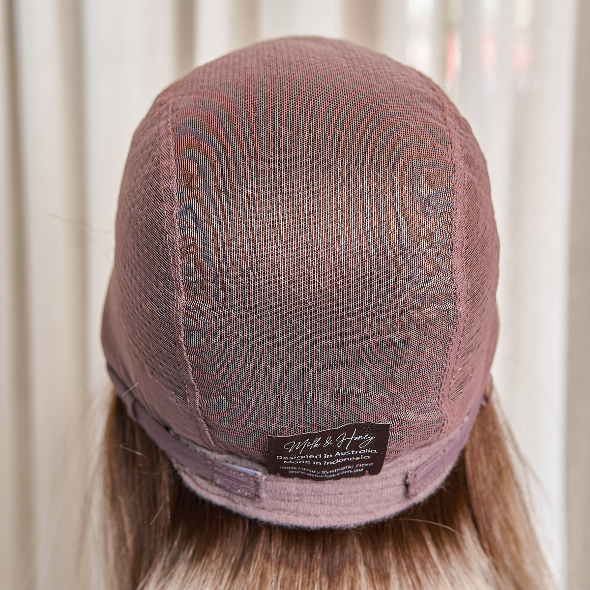 Genesis Hand Tied™ 10" Bob - Golden Bronde