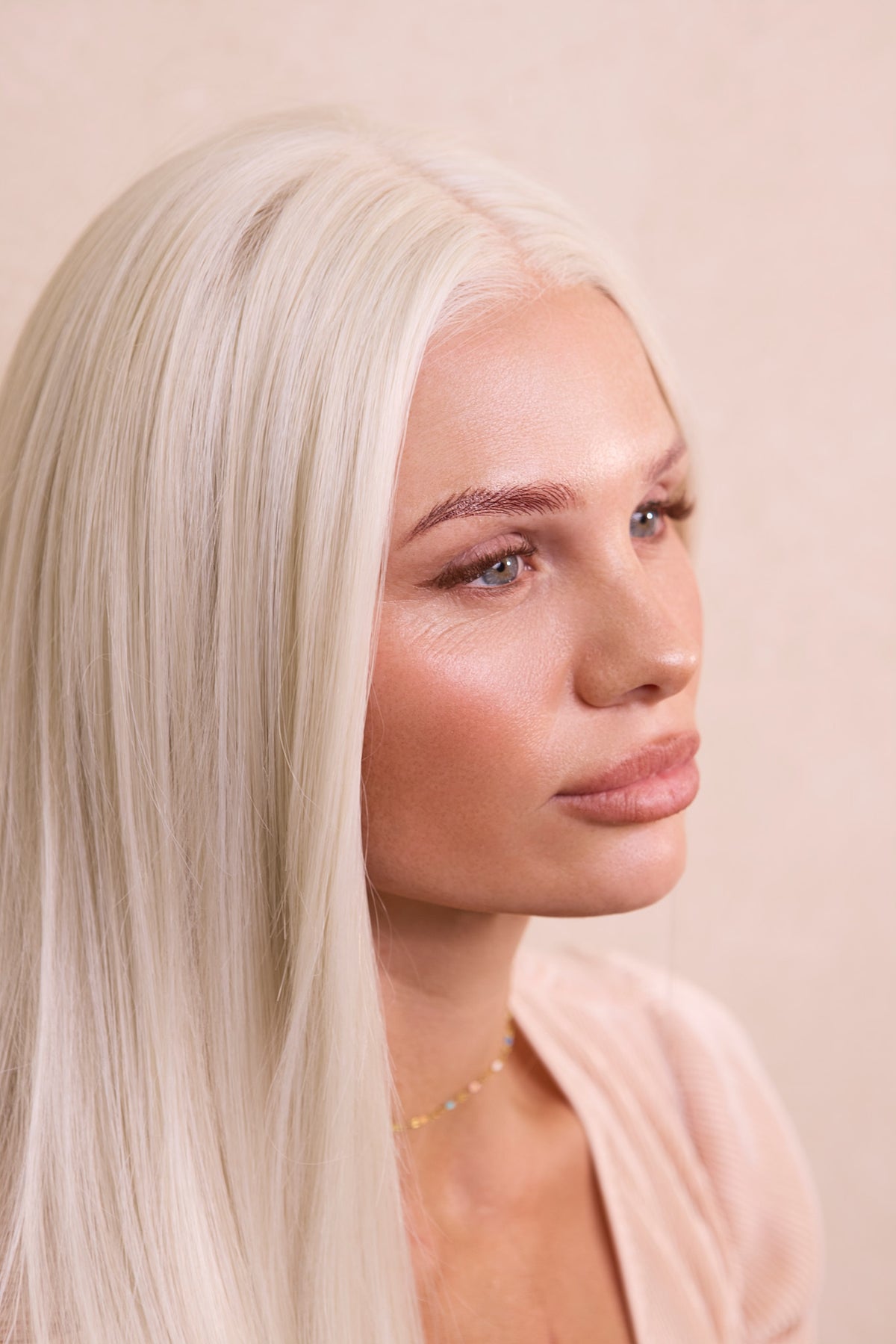 Genesis Hand Tied™ 16" - Arctic Blonde