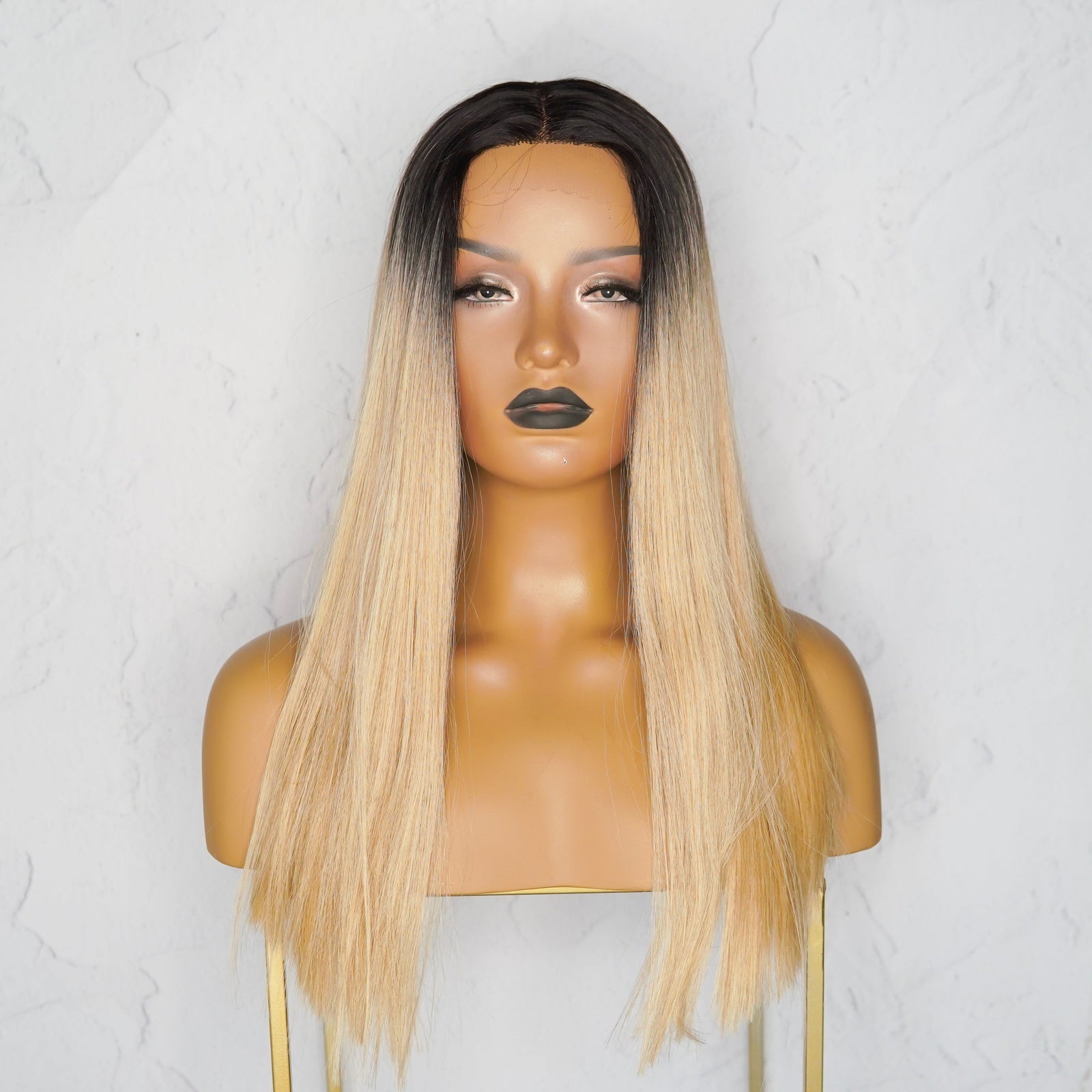 JANELLE Ombre Blonde Lace Front Wig - Milk & Honey Wigs