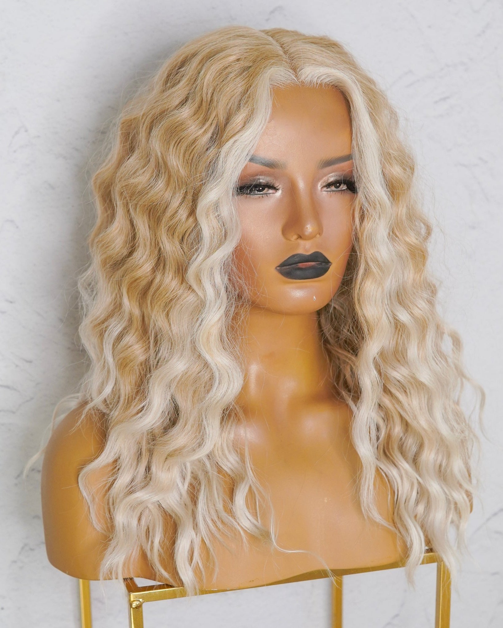 LILY 20" Frosted Blonde Lace Front Wig - Milk & Honey Wigs