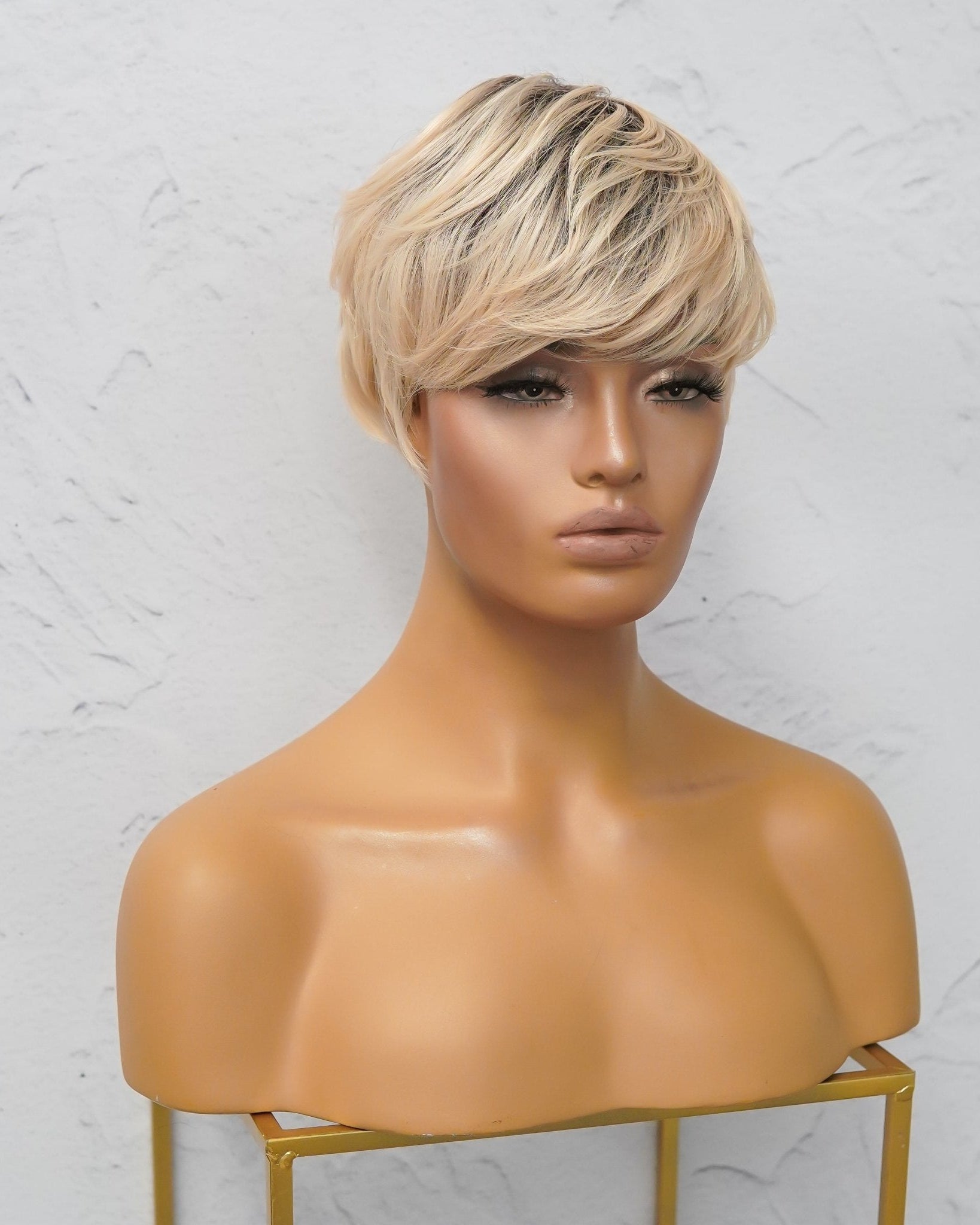 AUDREY Ombre Blonde Fringe Wig - Milk & Honey Wigs