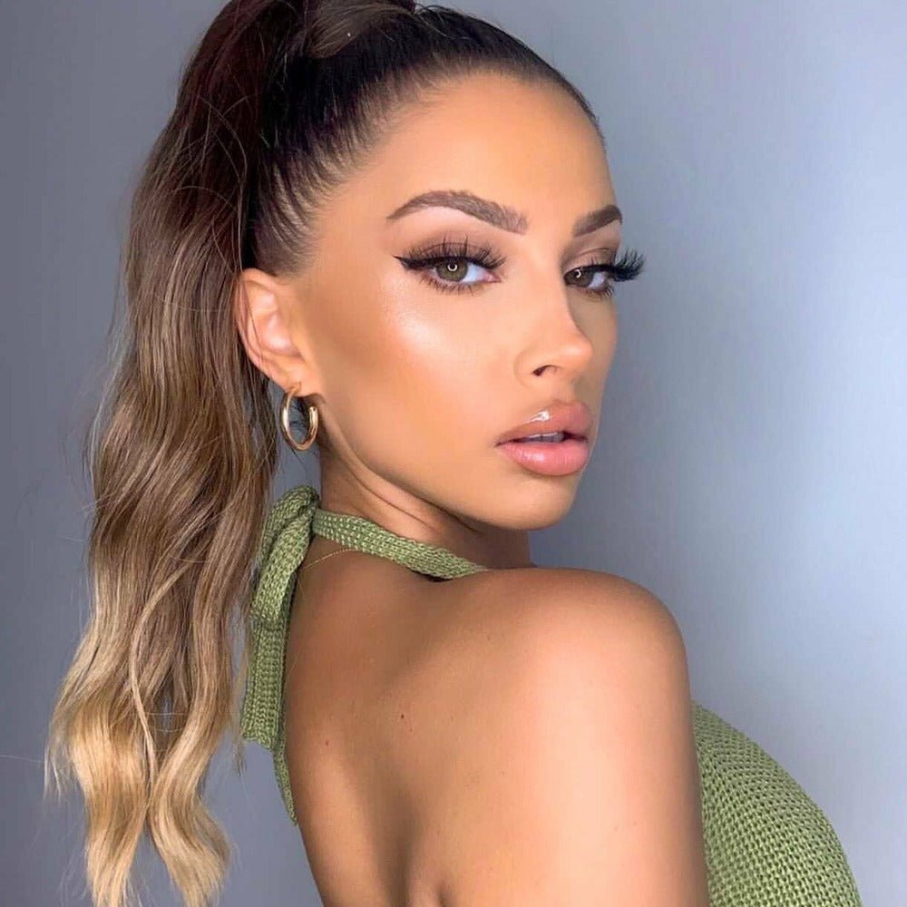 ELIZA synthetic ombre wavy ponytail, 18 inch | Milk & Honey Wigs