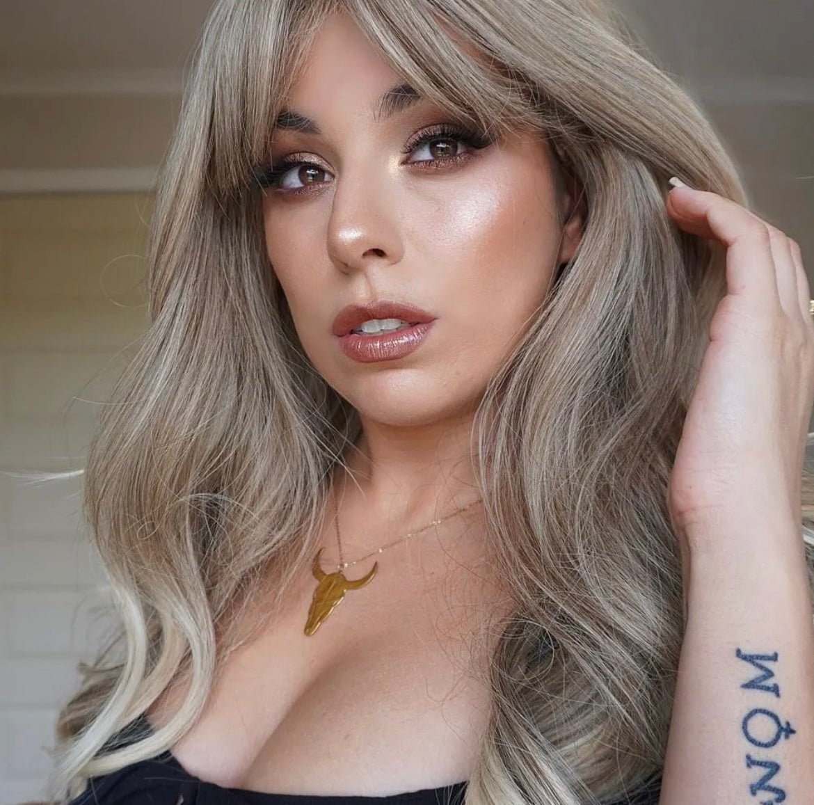 GRACE Blonde Ombre Fringe Wig - Milk & Honey Wigs