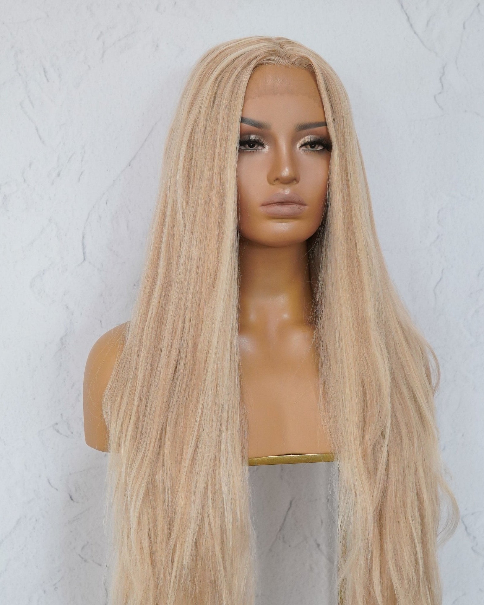 HANNAH Beach Blonde Lace Front Wig - Milk & Honey Wigs