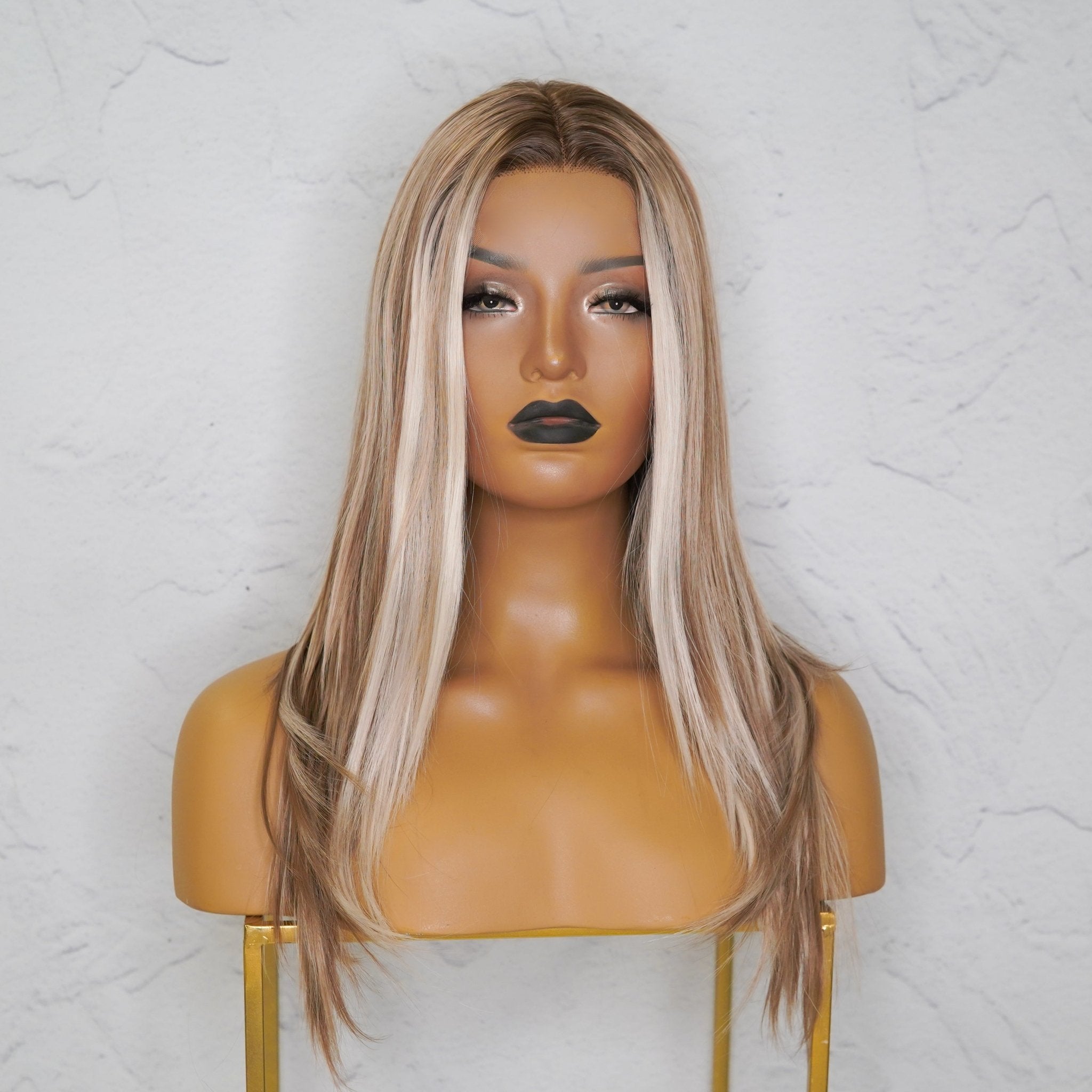 LINDSAY Ombre Blonde Lace Front Wig - Milk & Honey Wigs