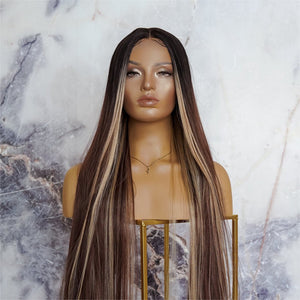 MEGAN MOCHA 30" Lace Front Wig - Milk & Honey