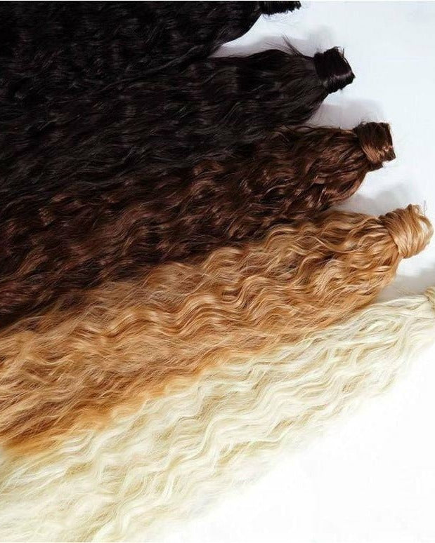 TEGAN Wavy Synthetic 26” Ponytail - Milk & Honey Wigs