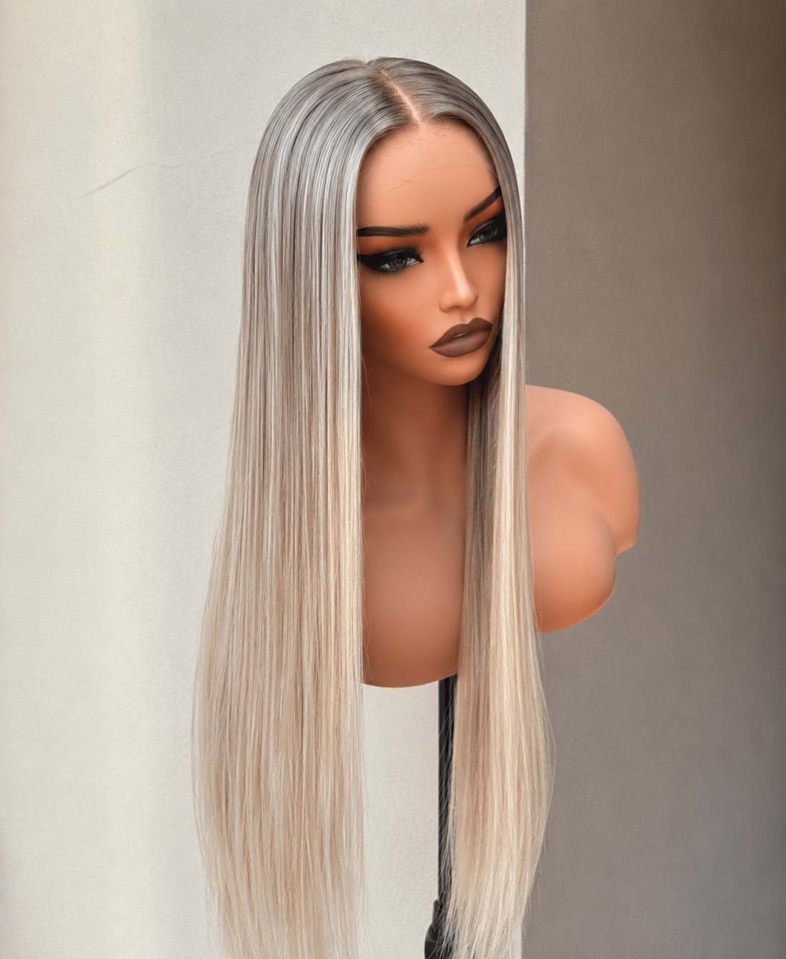 WINNY 26 INCH - Ash Blonde - Human Hair Wig