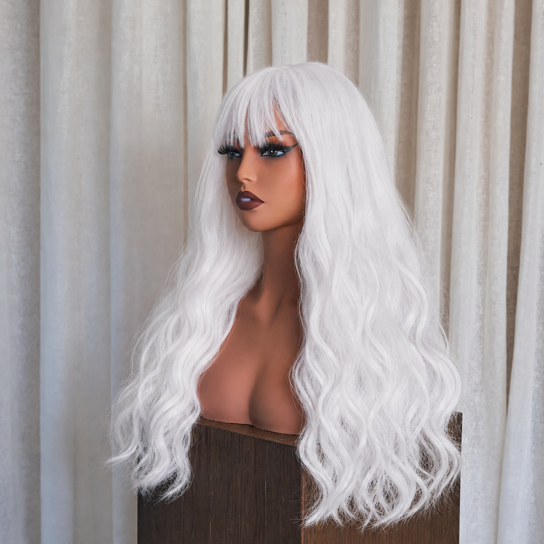 BONNIE White Fringe Wig