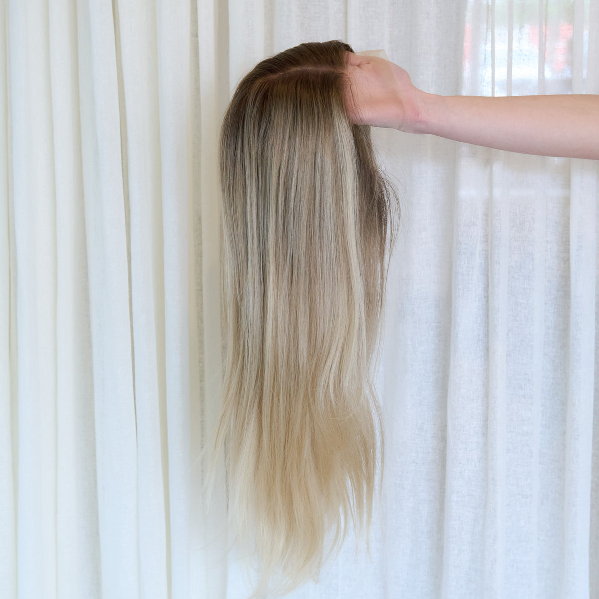 PAYTON 18 INCH  - Lived In Blonde - Human Hair Wig