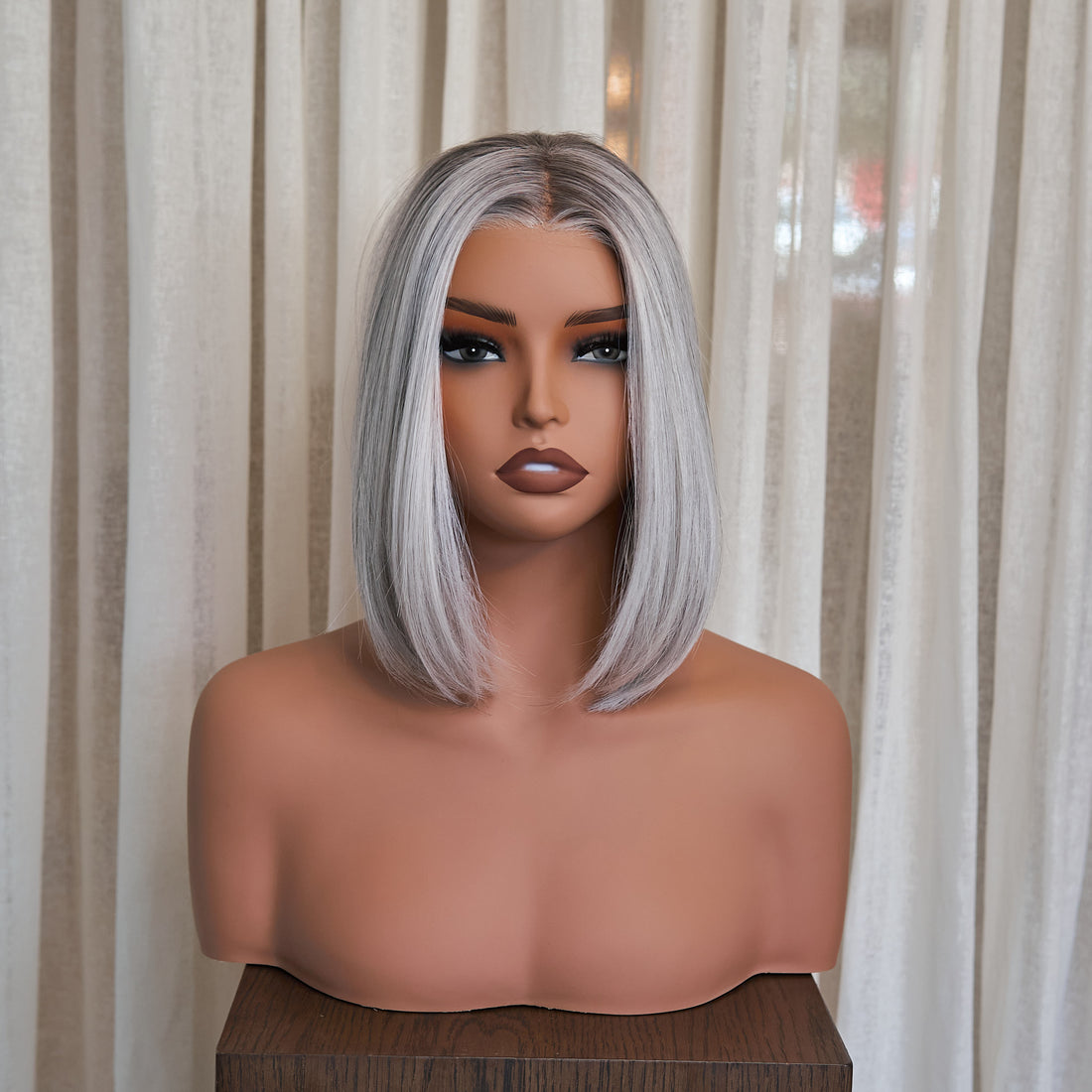 Genesis Hand Tied™ 10" Bob - Iced Silver