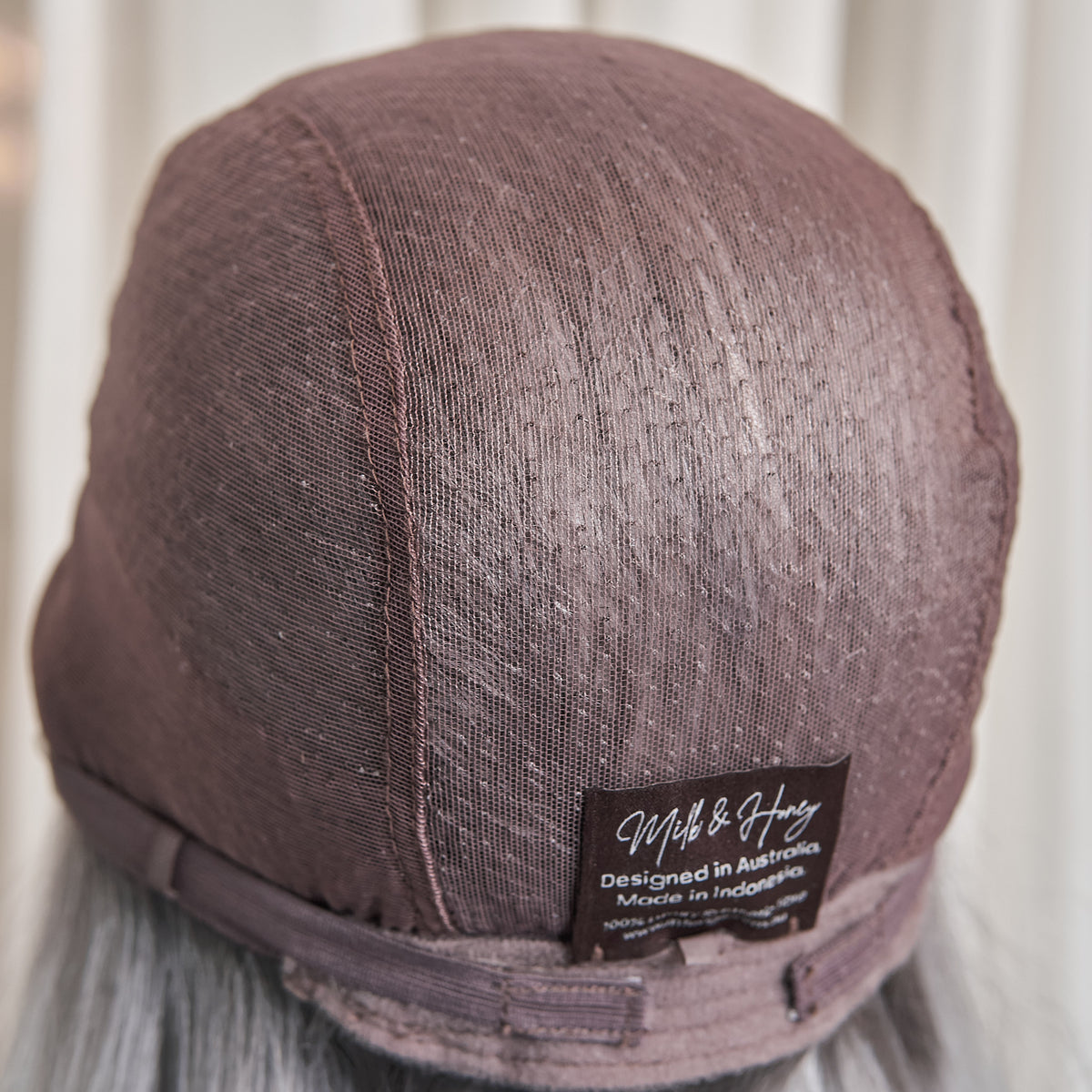 Genesis Hand Tied™ 10" Bob - Iced Silver