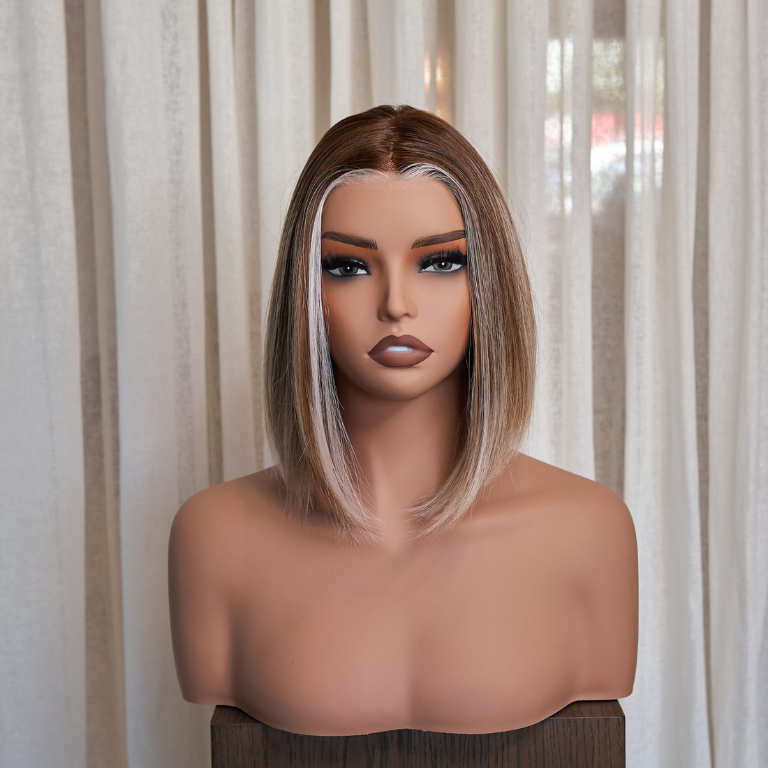 Genesis Hand Tied™ 10" Bob - Golden Bronde