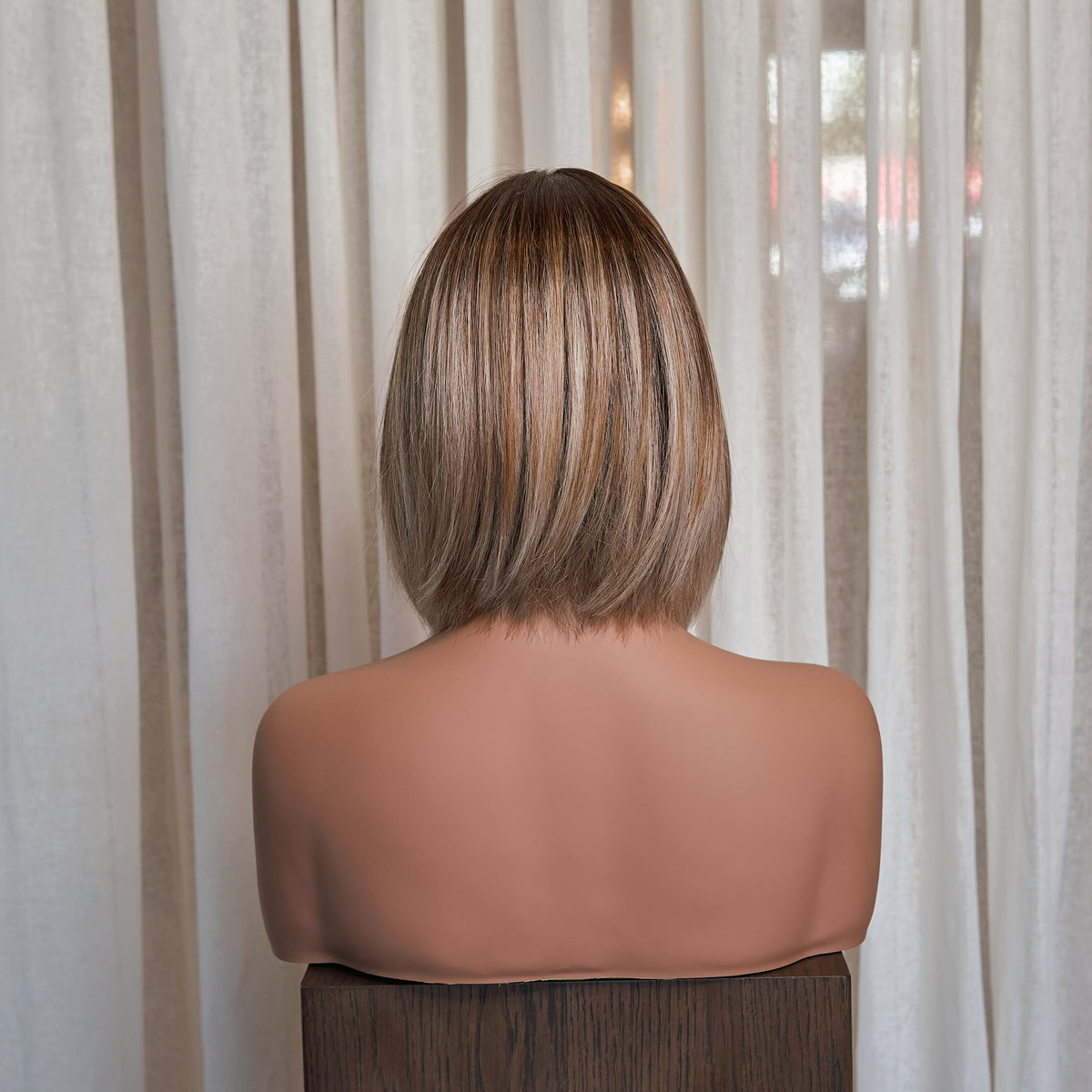 Genesis Hand Tied™ 10" Bob - Golden Bronde