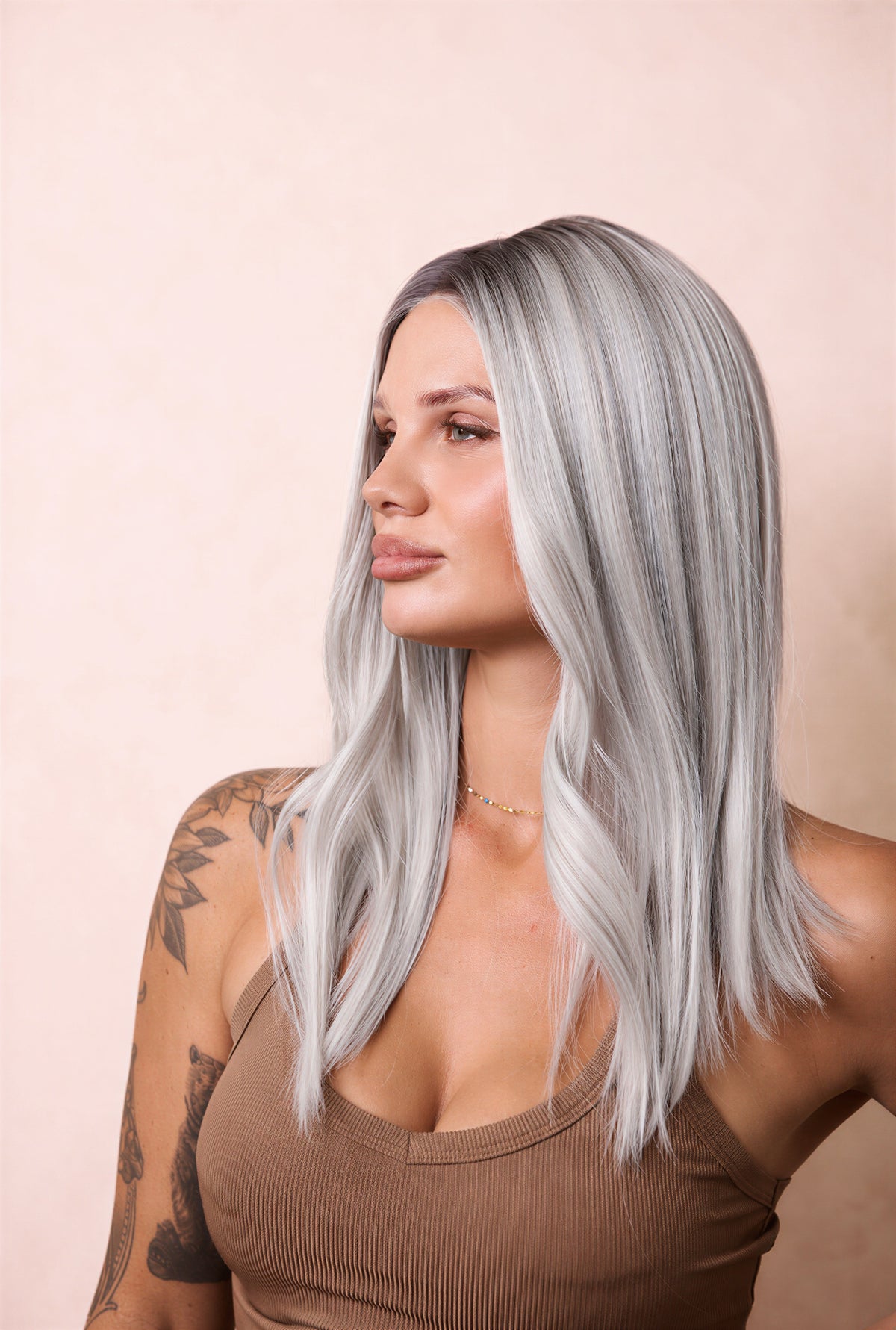 Genesis Hand Tied™ 16" - Iced Silver
