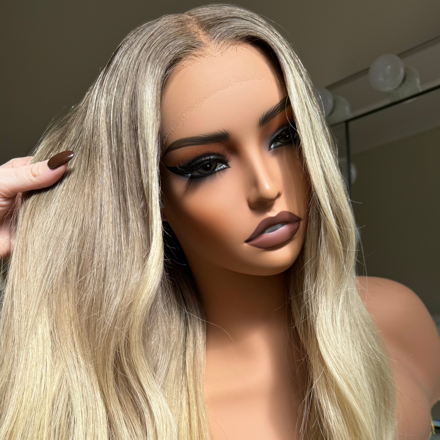 LILLIAN - Blonde - Human Hair Wig