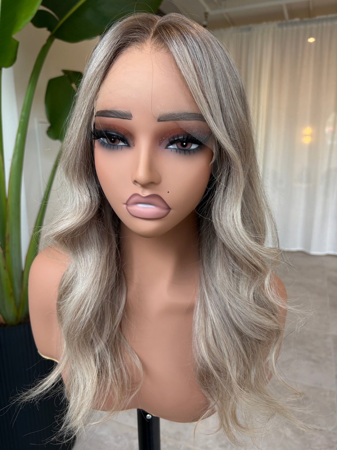 LILLIAN - Blonde - Human Hair Wig
