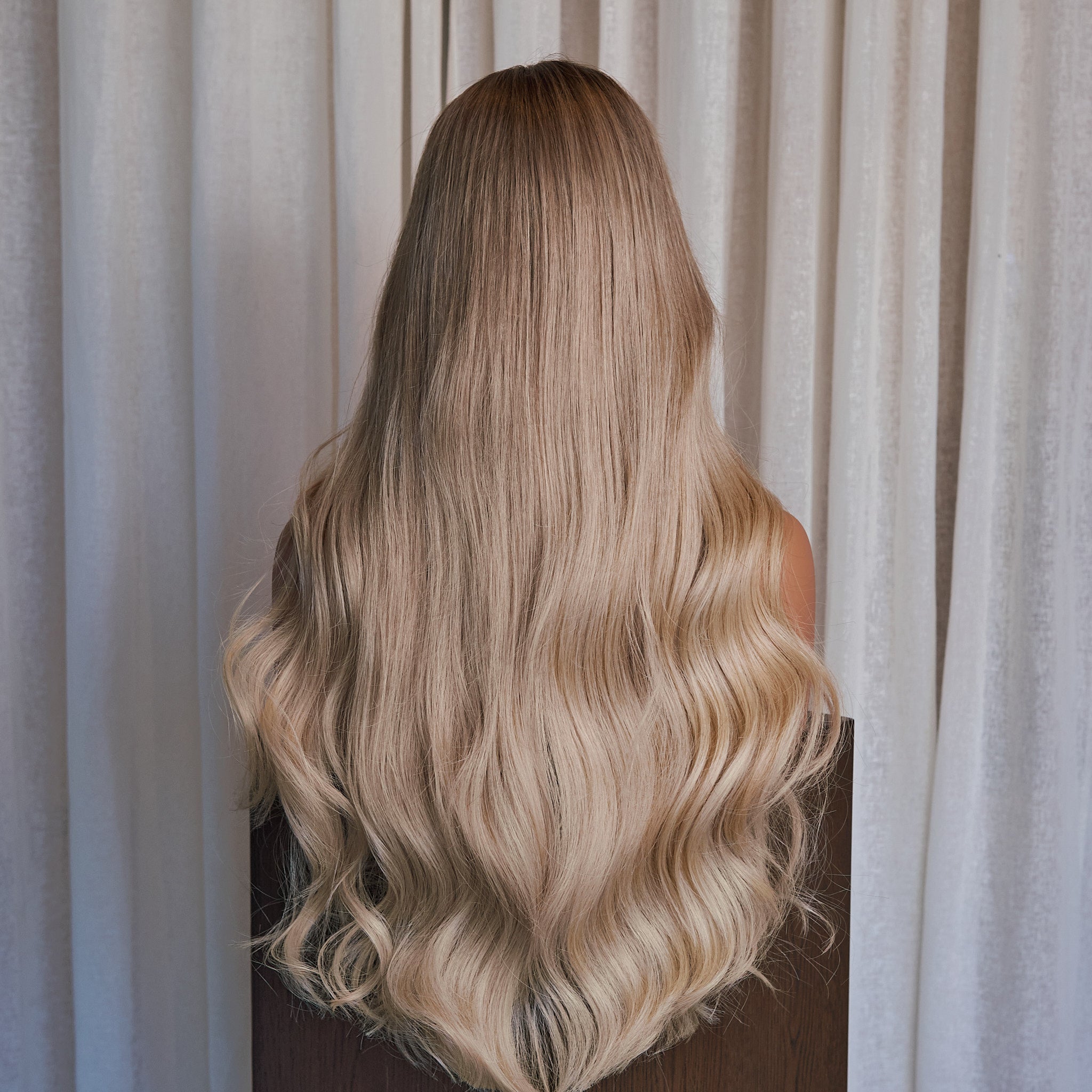 PAYTON 22 INCH  - Lived In Blonde - Human Hair Wig