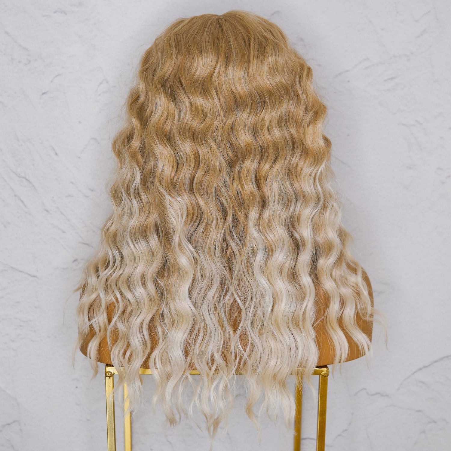 LILY 20&quot; Frosted Blonde Lace Front Wig - Milk &amp; Honey Wigs
