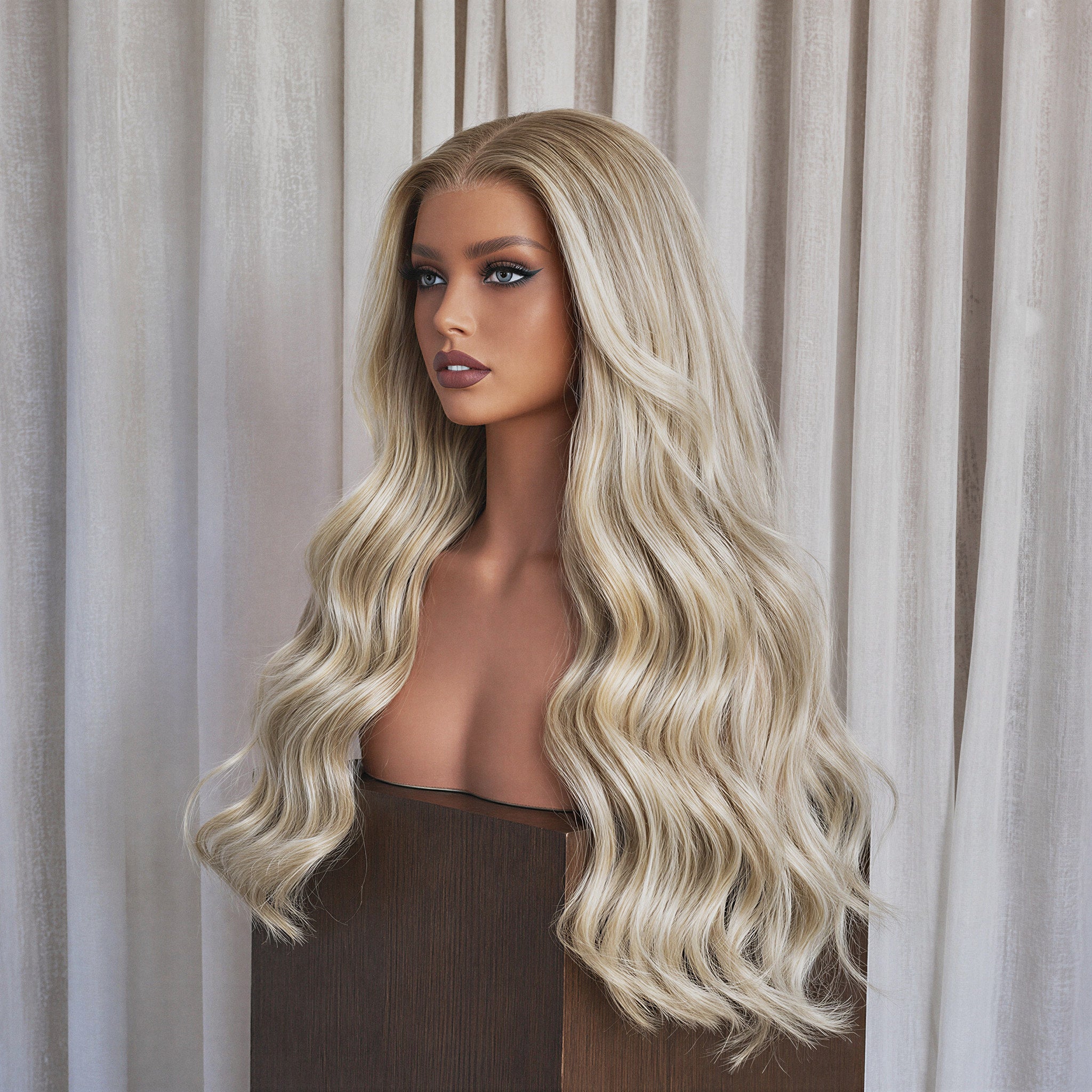 FIFI 22 INCH - Blonde - Human Hair Wig