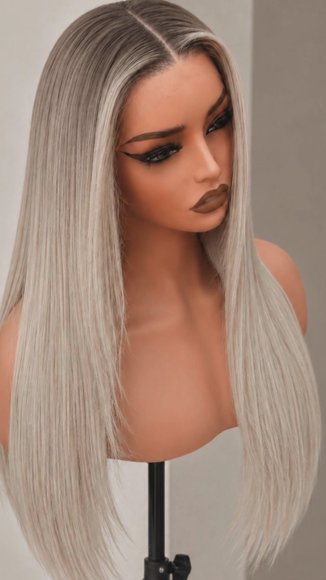 LILLIAN 22 INCH - Blonde - Human Hair Wig