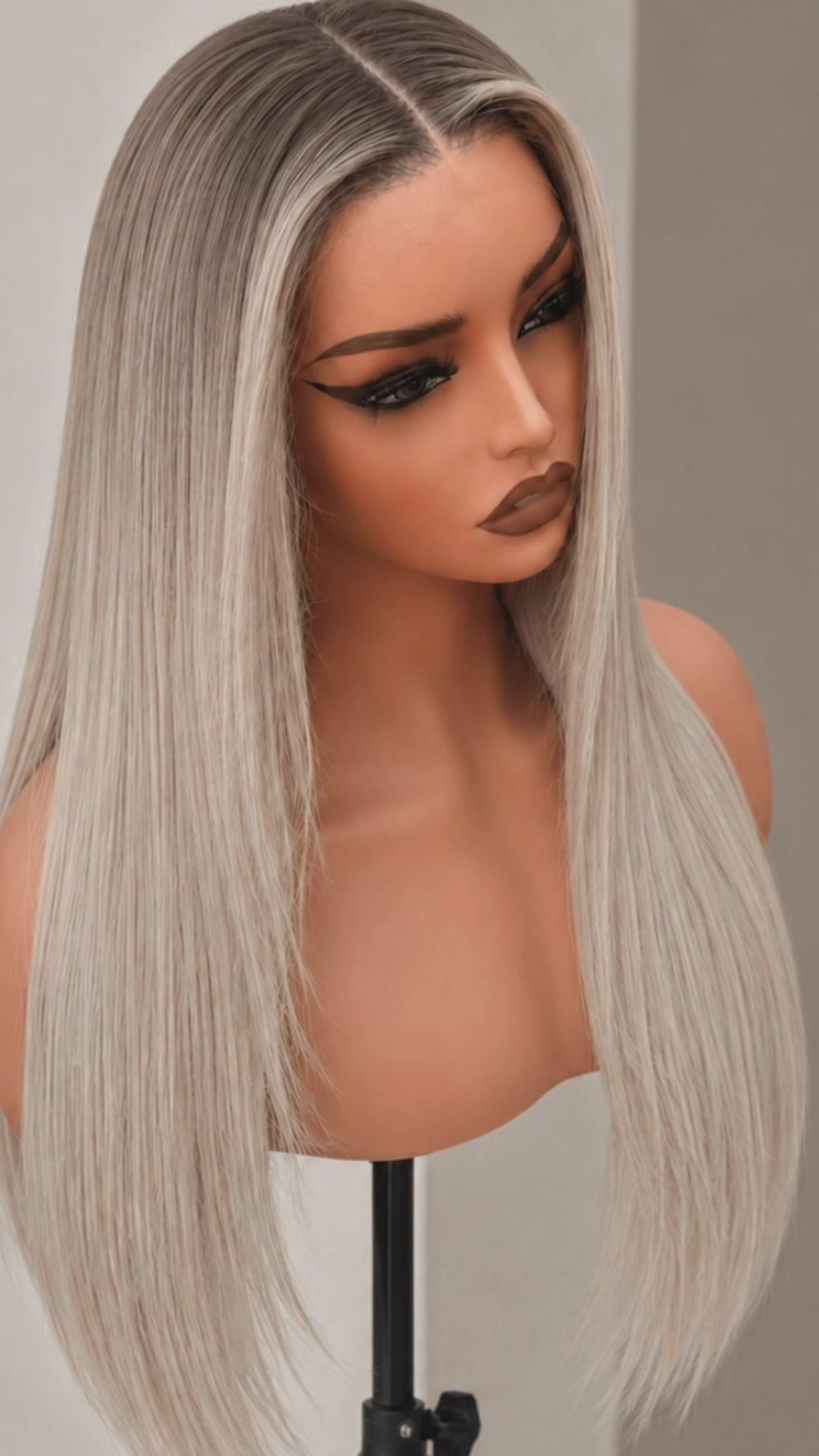 LILLIAN 22 INCH - Blonde - Human Hair Wig