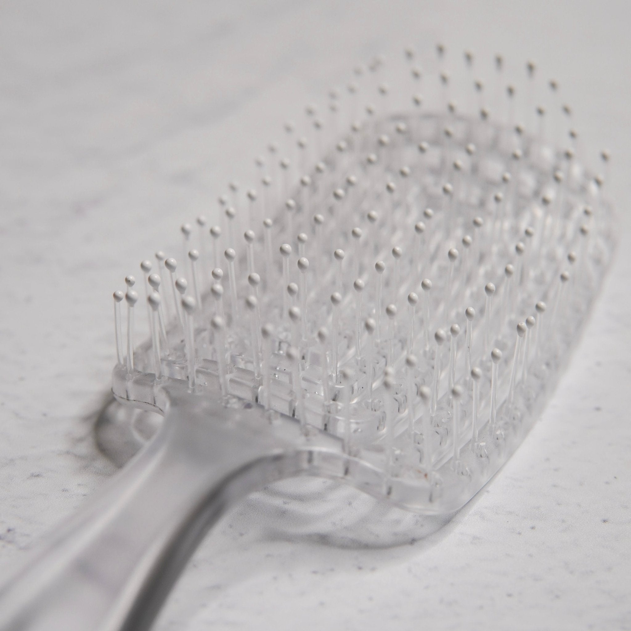 RECTANGLE DETANGLE BRUSH - Clear ( Travel Size ) - Milk &amp; Honey Wigs