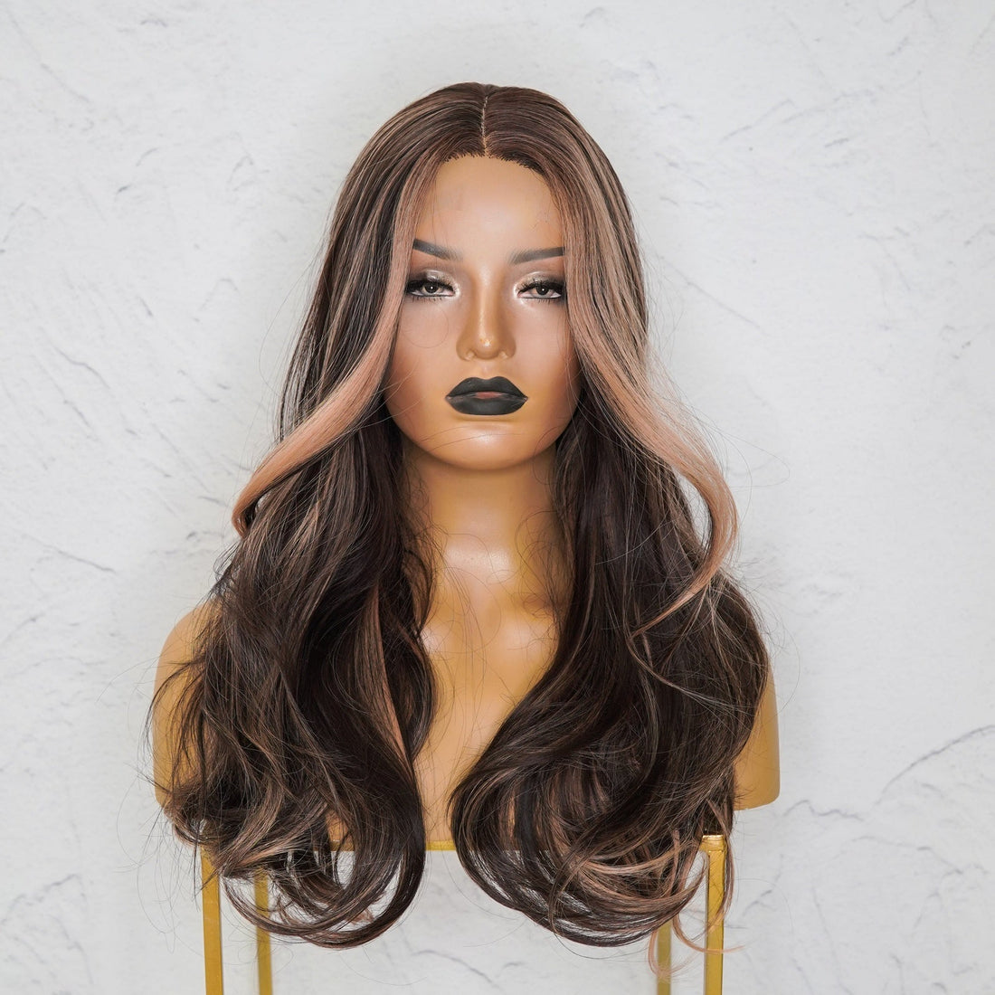 SKYLA 24&quot; Lace Front Wig - Milk &amp; Honey Wigs