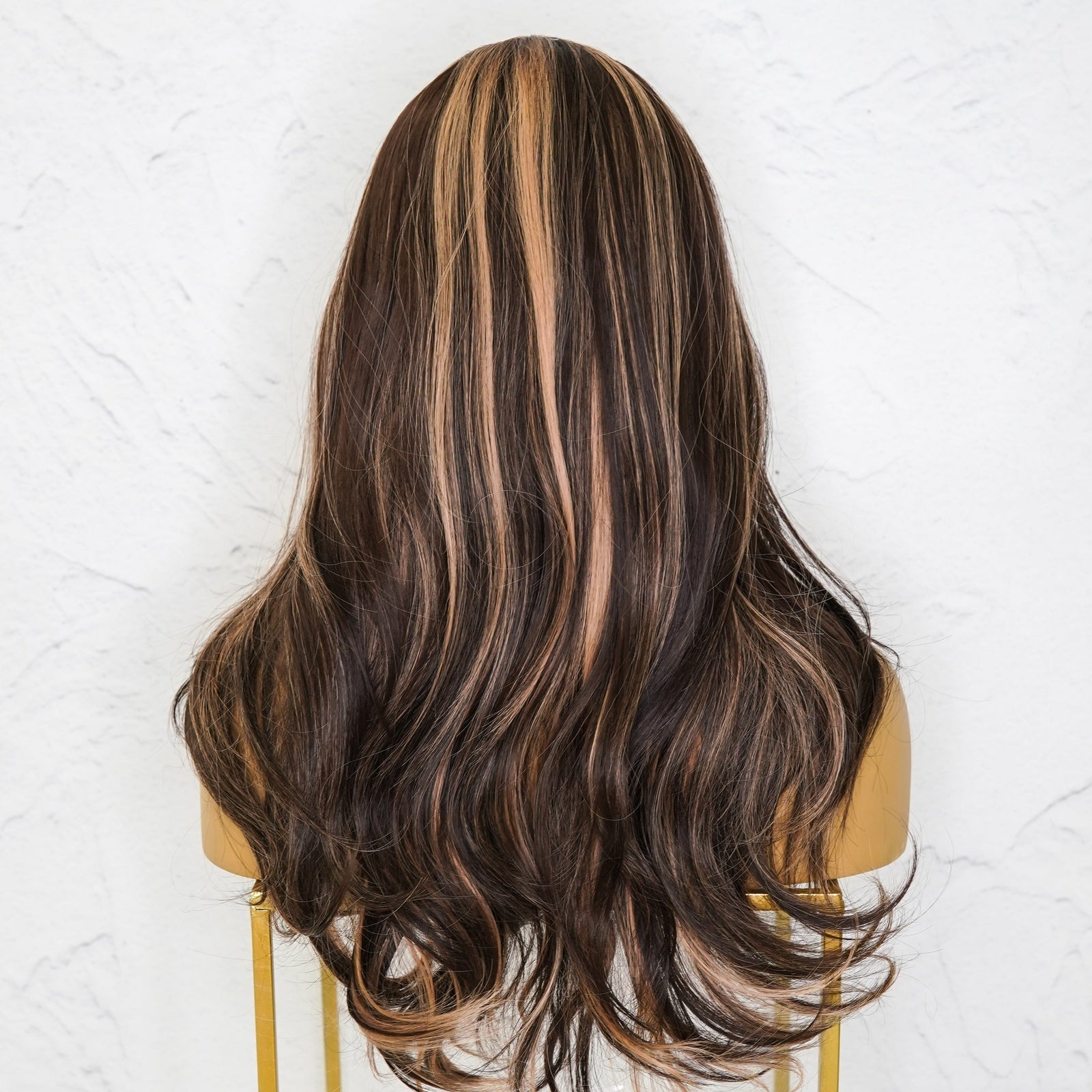 SKYLA 24&quot; Lace Front Wig - Milk &amp; Honey Wigs