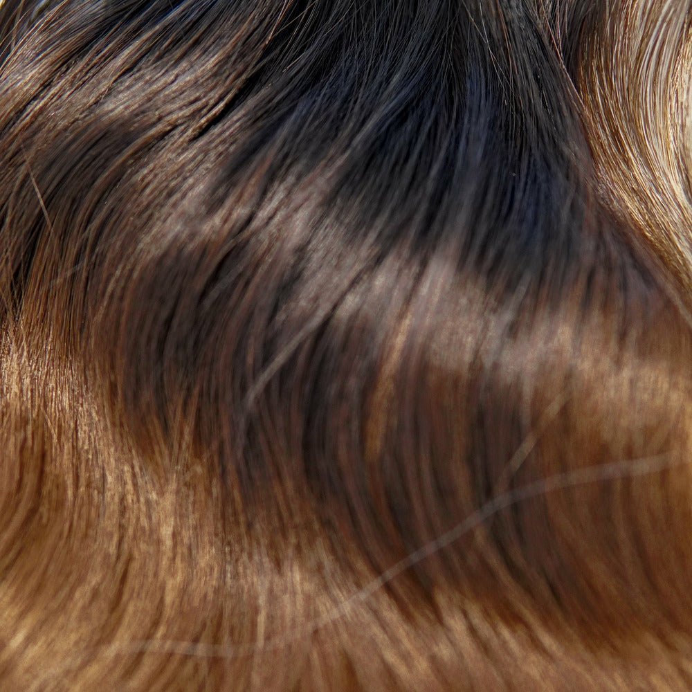 ELIZA Synthetic 18” Ombre Wavy Ponytail - Milk &amp; Honey Wigs