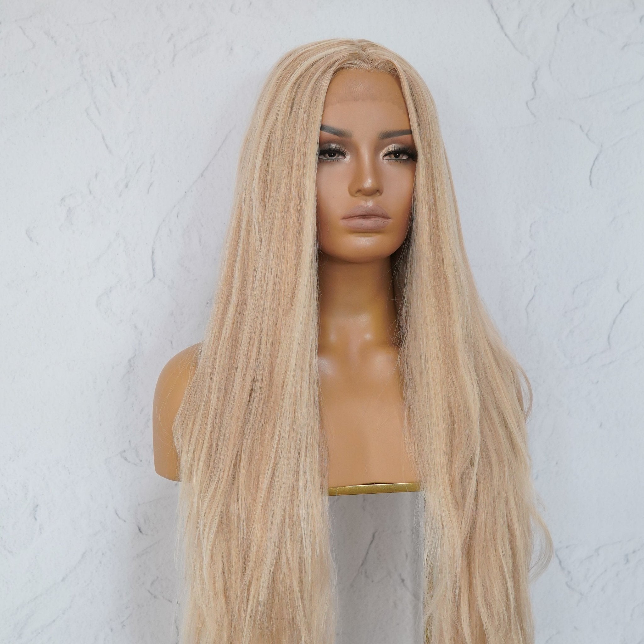 HANNAH Beach Blonde Lace Front Wig - Milk & Honey Wigs