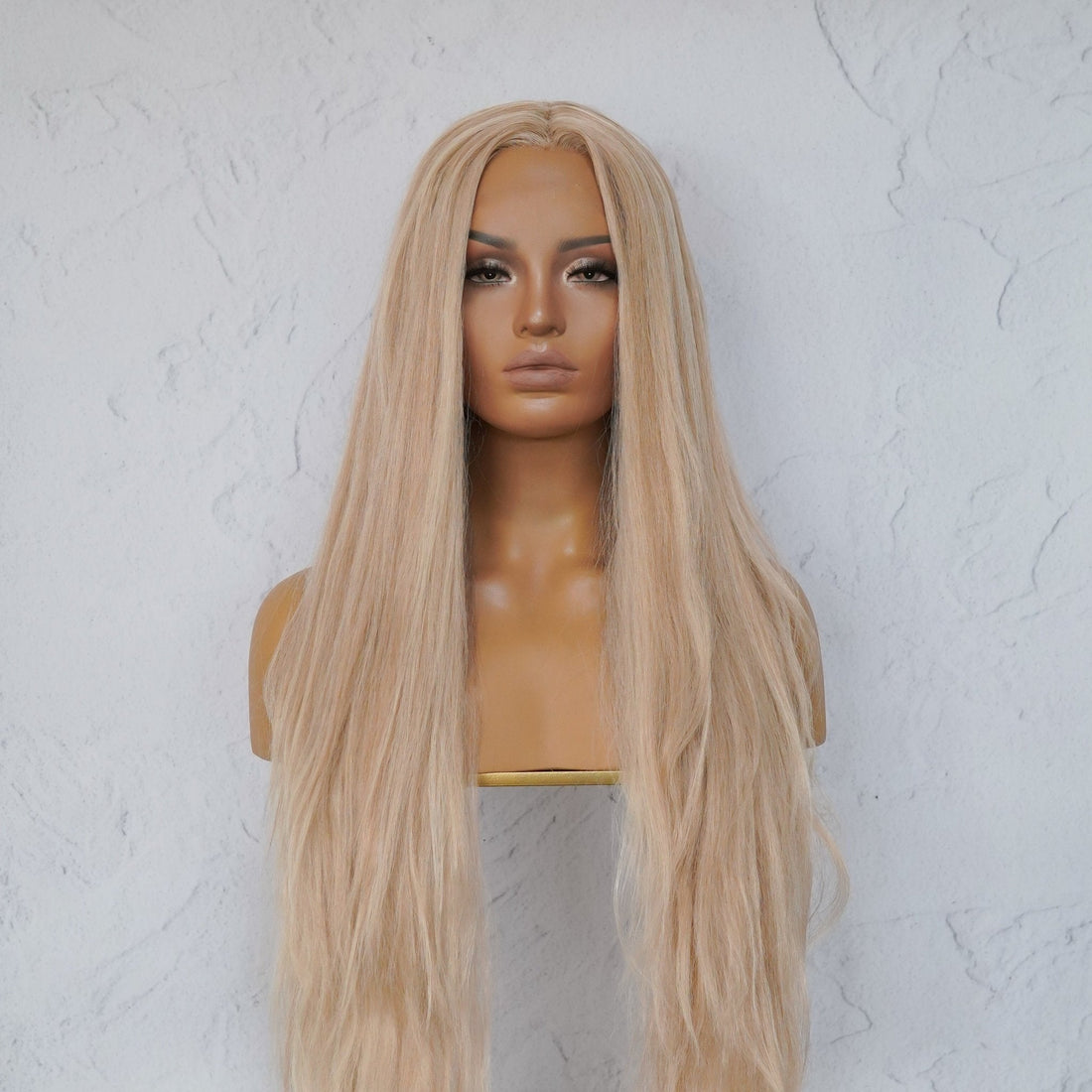 HANNAH Beach Blonde Lace Front Wig - Milk &amp; Honey Wigs