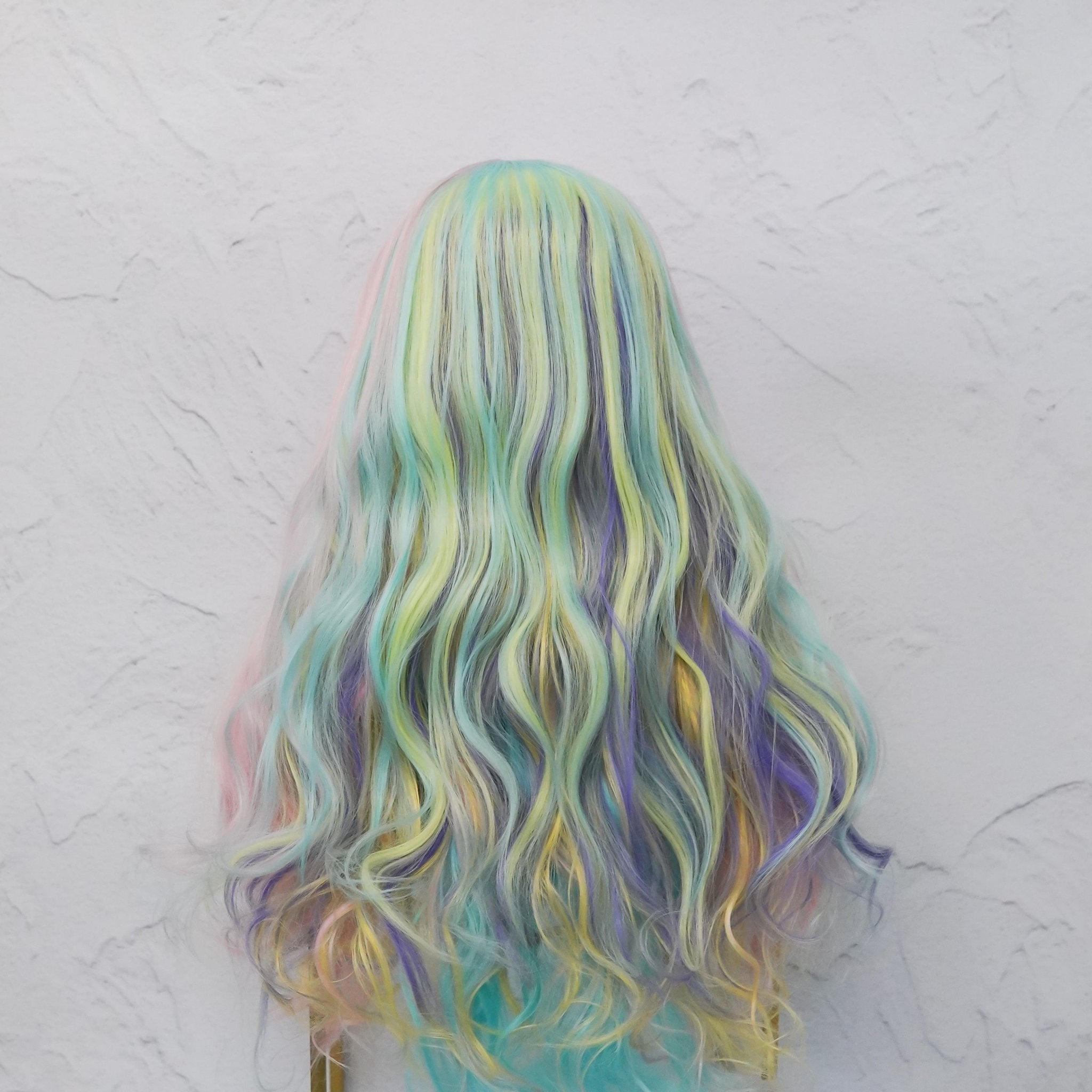 IZZY Lace Front Wig - Milk & Honey Wigs
