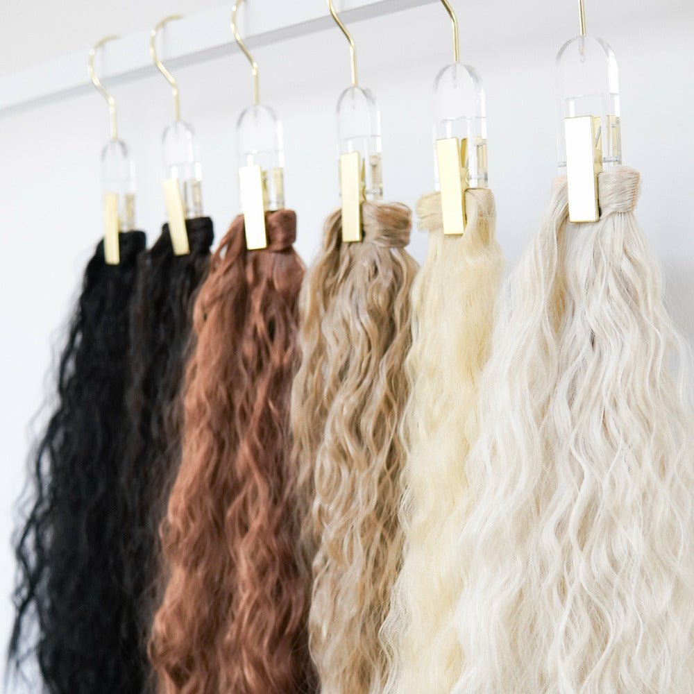 MORGAN Wavy Synthetic 22” Ponytail - Milk &amp; Honey Wigs