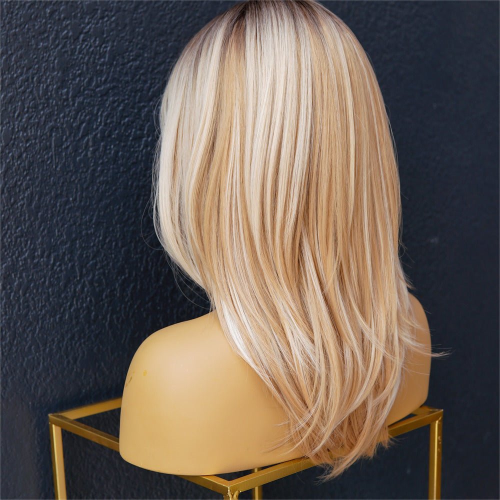 ROCHELLE Blonde Ombre Fringe Wig - Milk & Honey